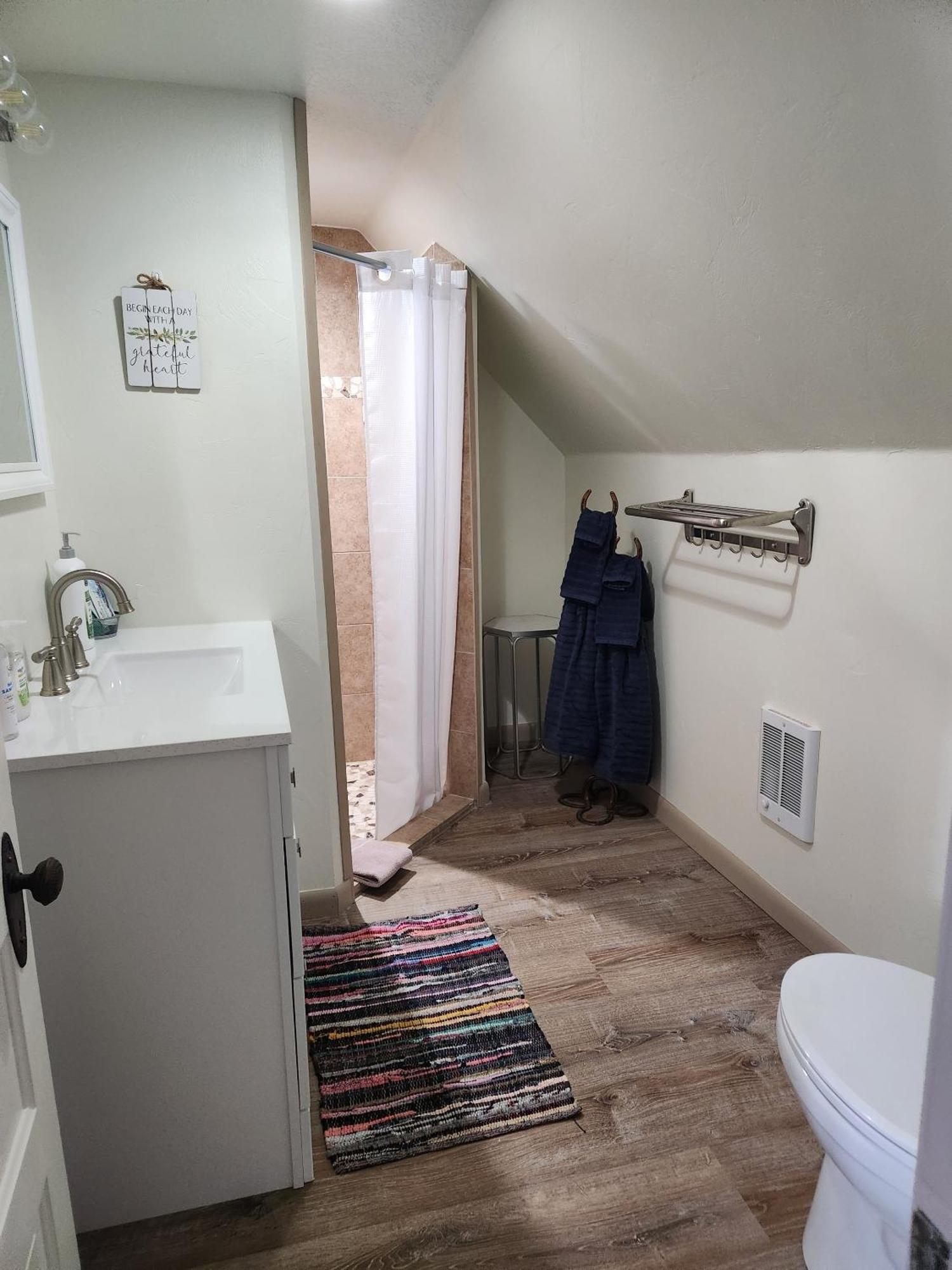 Dora'S Country Cottage Escalante Room photo
